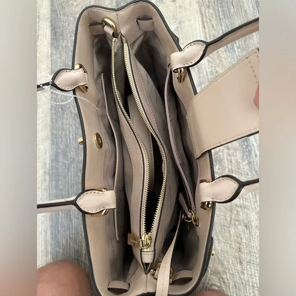 Michael Kors Satchel NWOT!