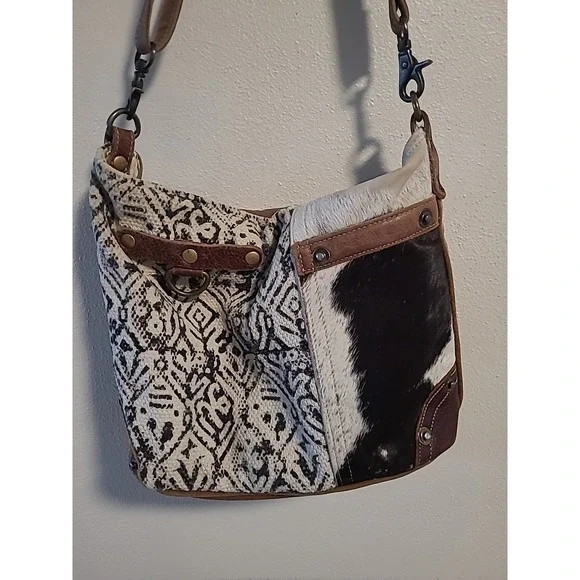 Myra Western Womens‎ Shoulder Bag Cotton Leather Cowhide Purse Brown Cream Black