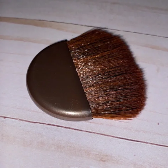 👗🛍Blush/bronzer brush🛍