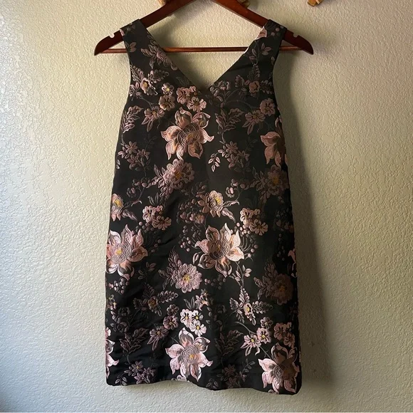 Urban Outfitters Womens Jacquard Metallic Shift Dress XS party holiday formal