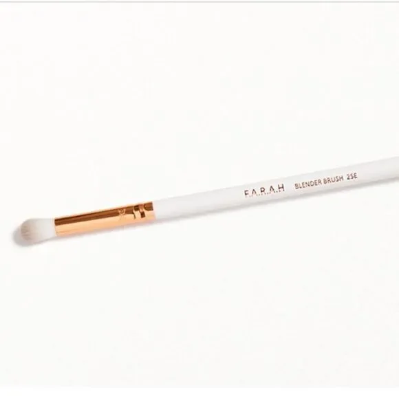 F.A.R.A.H Blender Brush 25E Rose Gold Collection