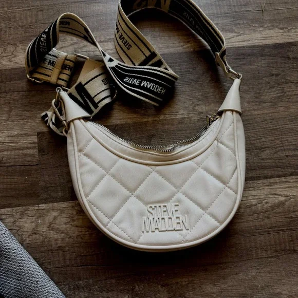 Steve Madden B Vital-Q White Quilted Crossbody Bag