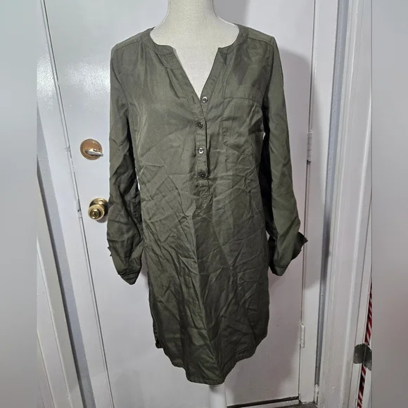 Express Shirt Dress Green Long Sleeve NWT Sz Small