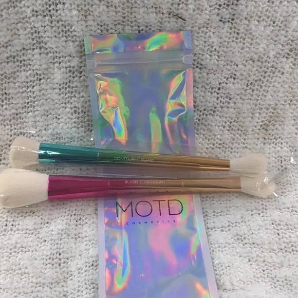 MOTD Brush Set