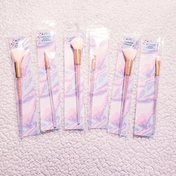 6 Piece Mermaid Crystal Make Up Brushes. NWT.