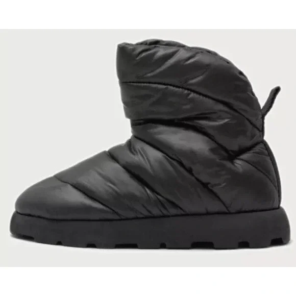 Piumestudio Luna Black Pillow Boot Womens 36 Evereve Ankle Bootie Vegan New 5‎