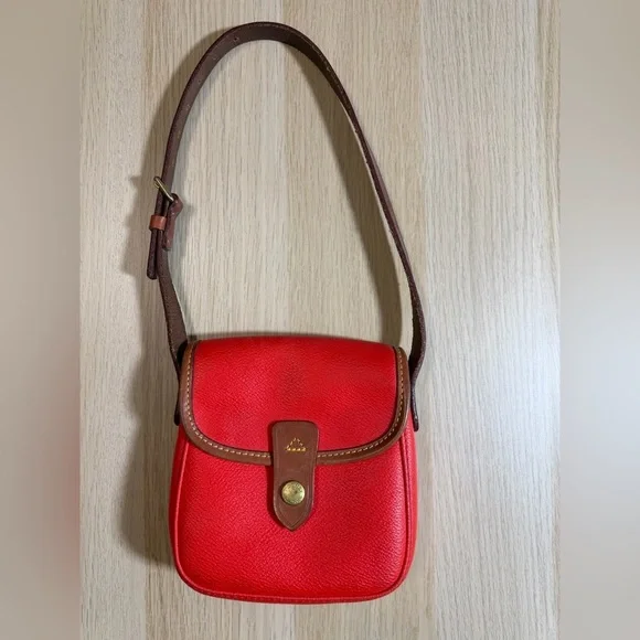 Red Dooney & Bourke Pebble Leather Short Shoulder Small flap-closure Bag