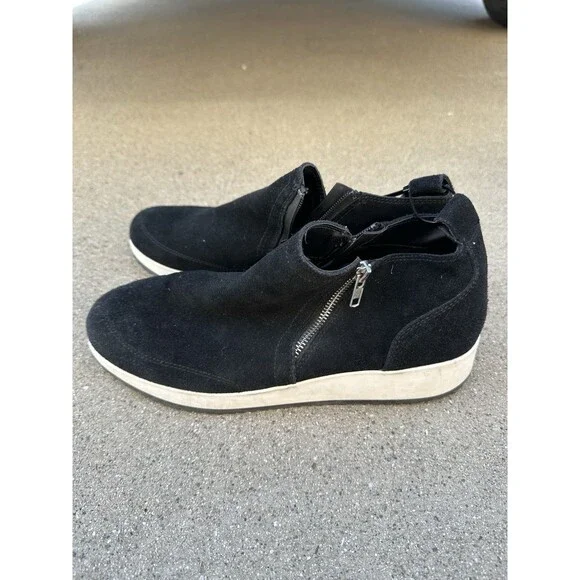 Blondo Boots Womens Size 11M Black Ellorie Waterproof Suede Ankle Wedge ELL001SD