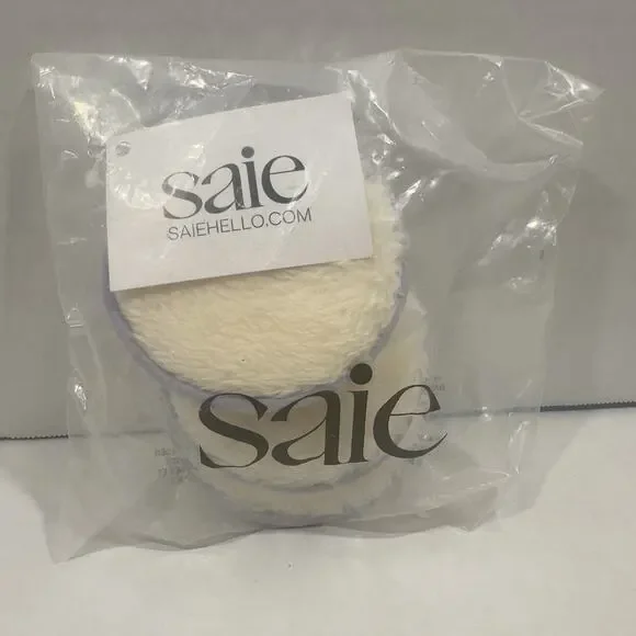 SAIE Reusable Beauty Rounds Set of 3 NEW Unused Machine Washable Thick Fluffy