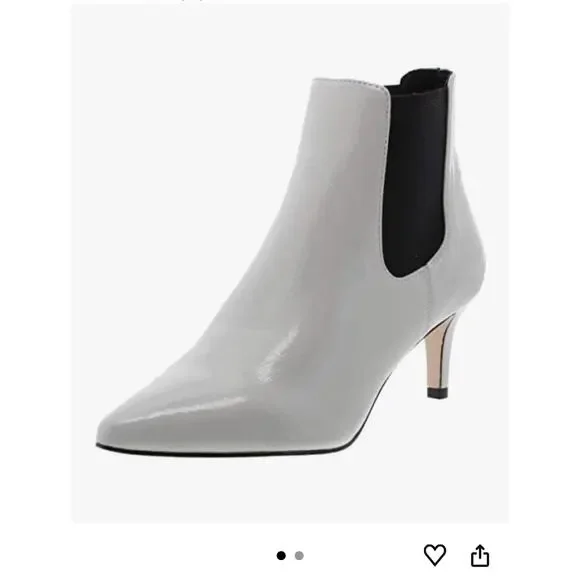 Jessica Simpson Radeline white patent leather kitten heel booties sz 8M
