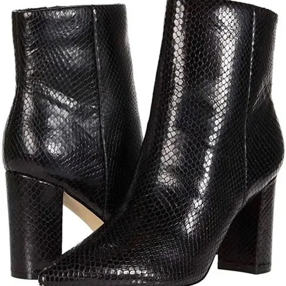 NIB Marc Fisher ULANI2 HEELED BOOTIE