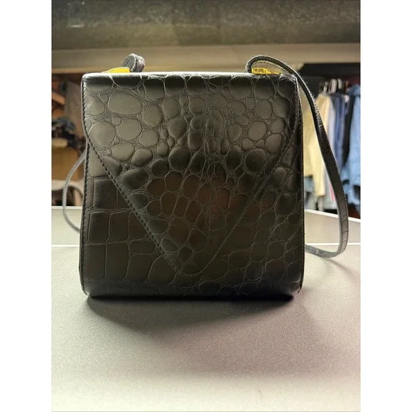 Valerie Stevens Black Croc Embossed Leather Crossbody Bag Envelope Flap Square