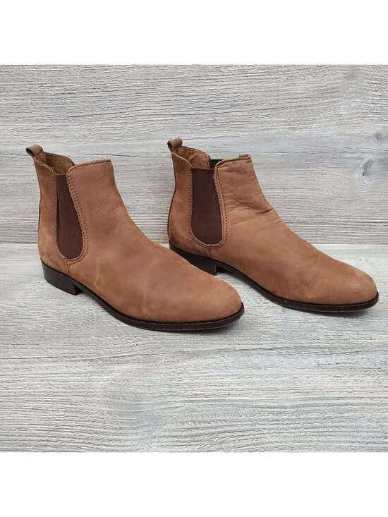 Vintage Laura Ashley Chelsea boots, light brown
