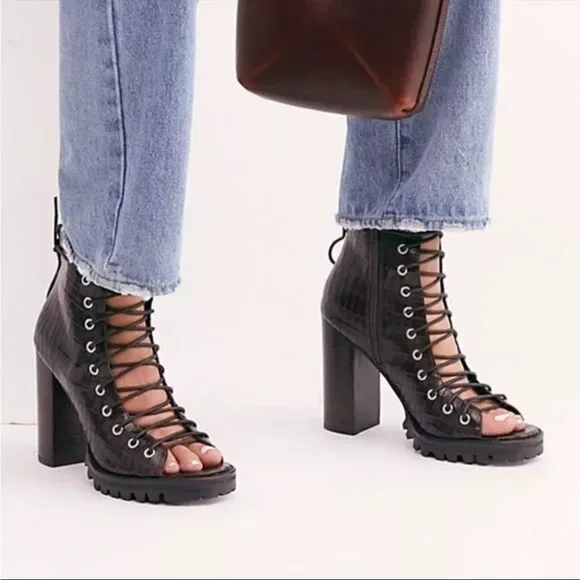 FREE PEOPLE x JEFFREY CAMPBELL Palermo Lace Croc Boots