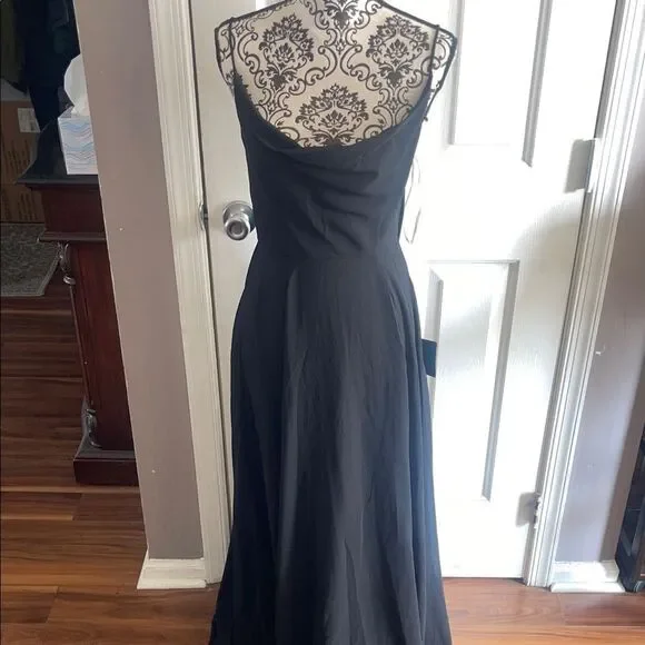 Lulus NWT elegant strappy back gown