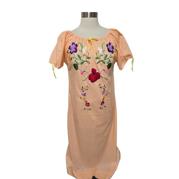 Vintage Womens Mexican Embroidered Peasant‎ Dress Boho Folk Art Festival Tunic