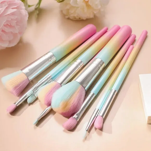 10pc. Ombre Makeup Brush Set- New.