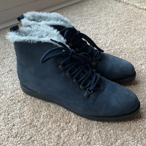Bass winter lined suede booties