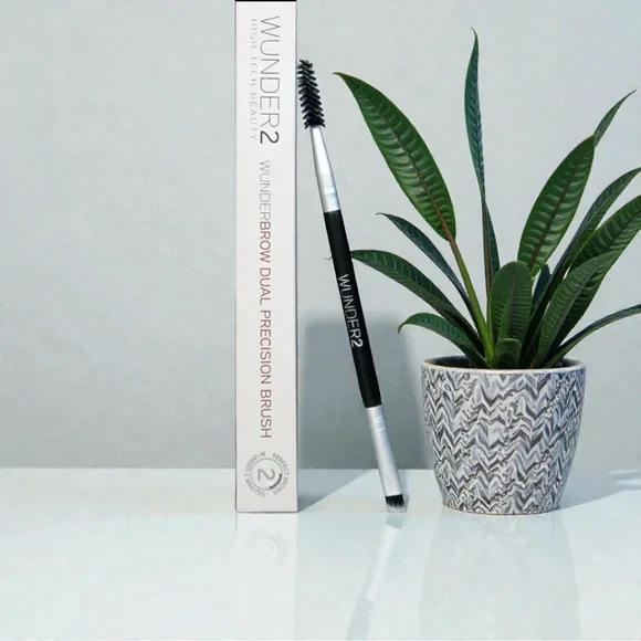 🪴 Wunder2 Dual Precision Brow Brush