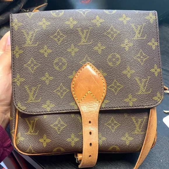 authentic Louis Vuitton Shoulder Bag Cartouchiere mm