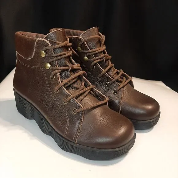 Azaleia Brazil Boots Women's Size 9 Leather Lace-up Preppy Casual Ankle