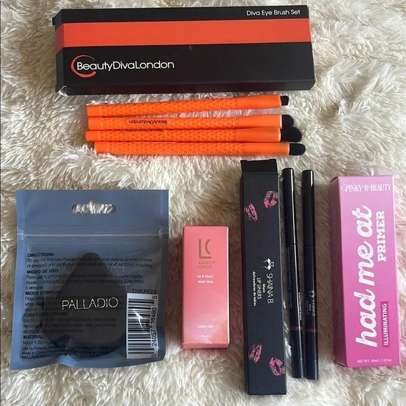 Beauty Diva London Eye Brush Set and Makeup Collection bundle