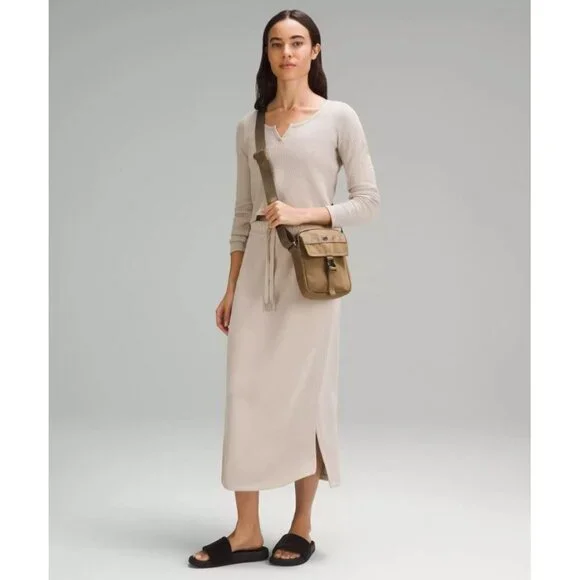 Lululemon Women's Wunderlust Crossbody Bag 2L Artifact Brown OS