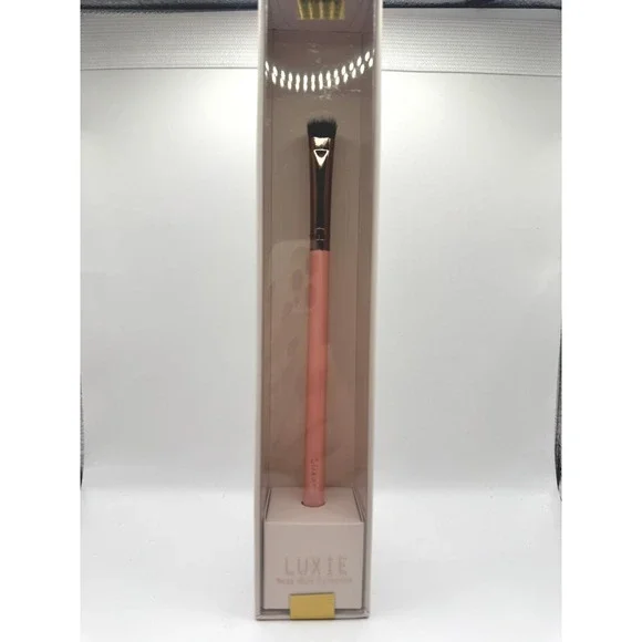 Luxie 213 Eye Shading Brush Rose Gold Collection NIB