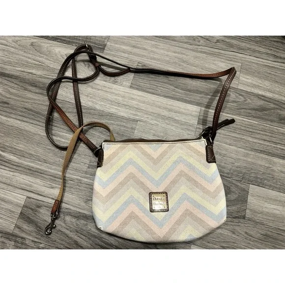 Dooney & Bourke Chevron Suki crossbody bag