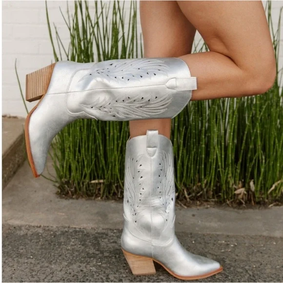 Mi.iM Metallic Silver Cowboy Boots NEW size 6.5 Cutout Detail‎ Western Festival