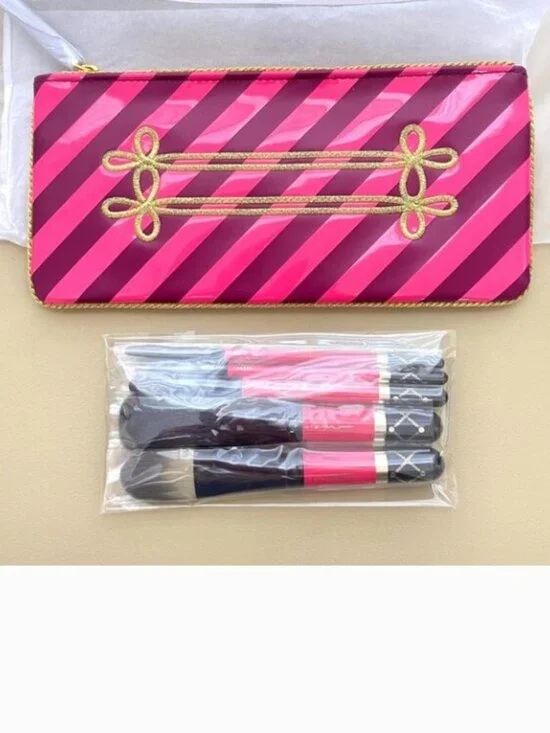 New MAC Makeup Brush Kit Set Nutcracker Sweet Pink 5 Brushes with Case Box NWT