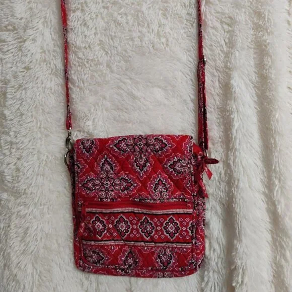 Vera Bradley Crossbody Red Floral Medium Sized EUC