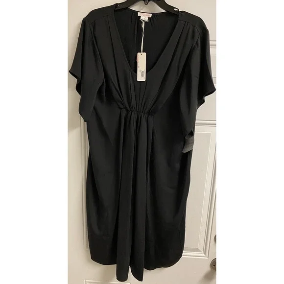 Flutter Short Sleeve Knit Maternity Dress - Isabel Maternity by Ingrid & Isabel