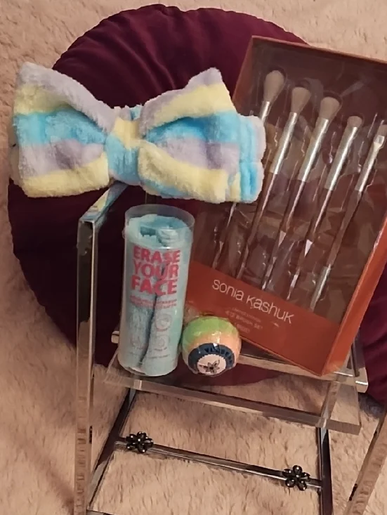 Love Your Face! Women's Bath & Body Care Package