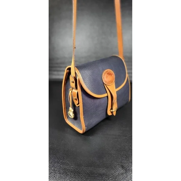 Vintage Dooney & Bourke Green Leather Equestrian Crossbody Medium Essex Purse !!