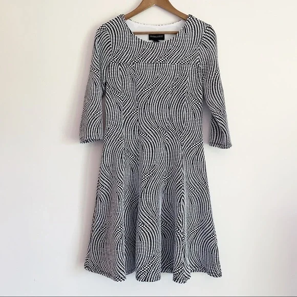 Frank Lyman Op-Art Swirl Fit & Flare Dress Sz 10
