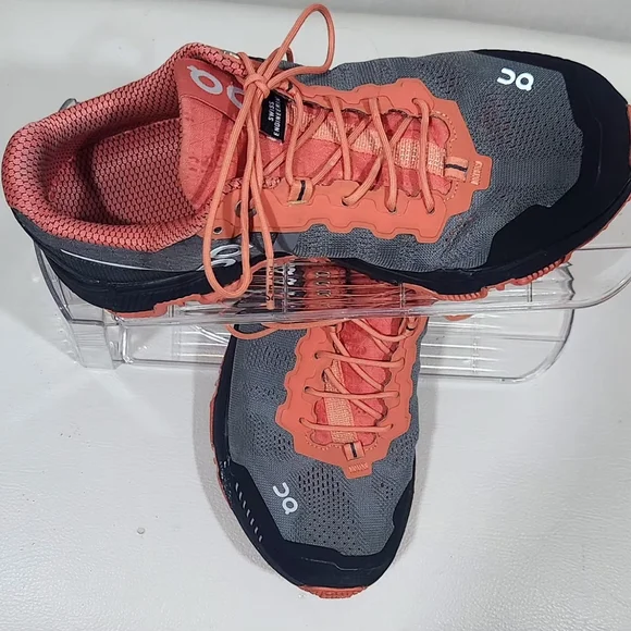 On Running Women's Athletic Shoes in Coral and Gray