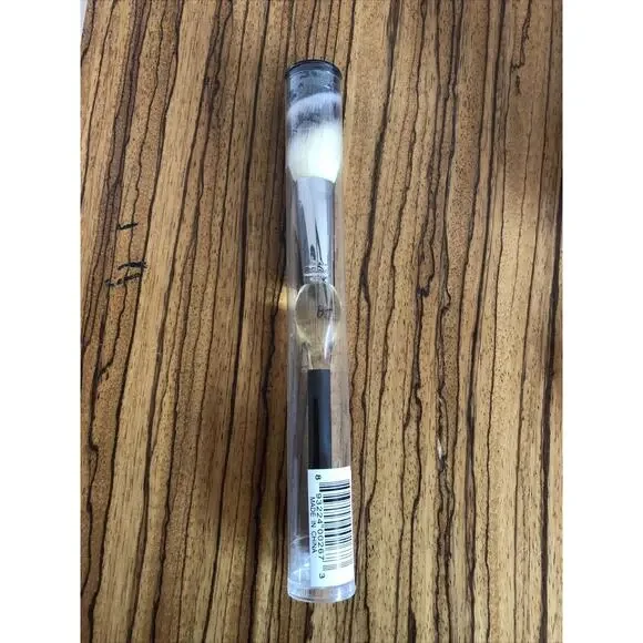 IT Cosmetics Heavenly Luxe French Boutique Blush Brush #4