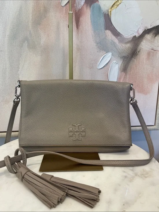 Tory Burch Foldover Pebbled Leather Crossbody in Turtle Dove (Gray)