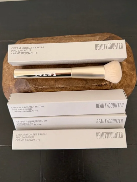 4X Beautycounter Cream Bronzer Brush ~ New in Box