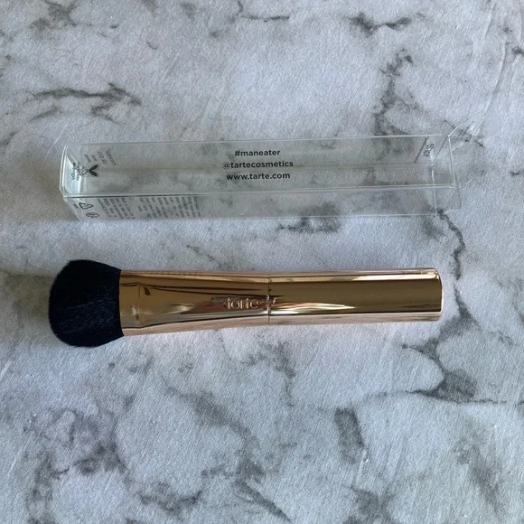 Tarte Gold Makeup Brush Maneater silk stick