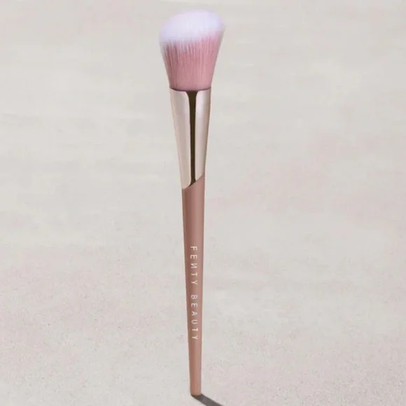 Fenty Beauty Blush Brush 155