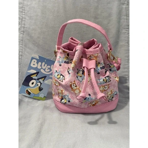 NEW Disney Ludo Bluey & Bingo Mini Pink Crossbody‎ Bucket Drawstring Purse Strap