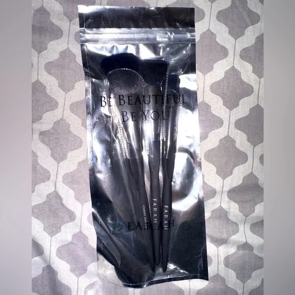 3 piece make up brushes