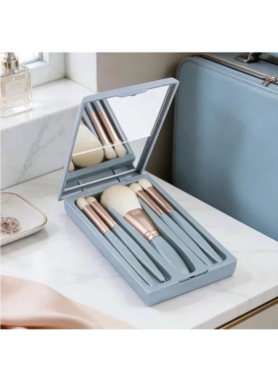 💞 New 6-Piece Light Blue Travel Makeup Brush Set with Mirror