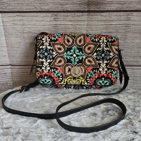 Vera Bradley Multicolor Cross Body Purse, Great Condition