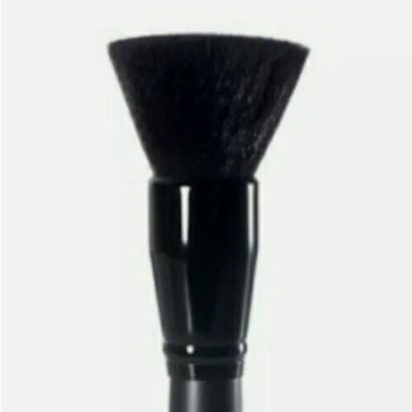 E.L.F. Studio POWDER BRUSH #84003 Cosmetic Makeup ELF Bronzer Blush New