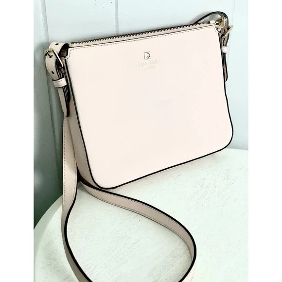 Kate Spade New York‎ Charlotte Street Irini Light Pink Leather Crossbody Bag