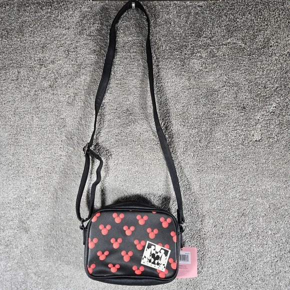 Disney Dani Danielle Nicole Black Red Mickey Mouse‎ Crossbody Bag