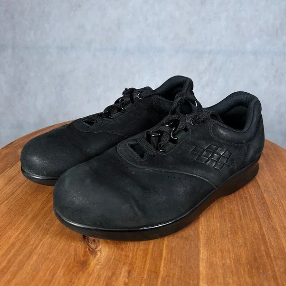 SAS Tripad Comfort Walking Shoes Womens 7 WW Black Good Lace Up Leather Sneakers